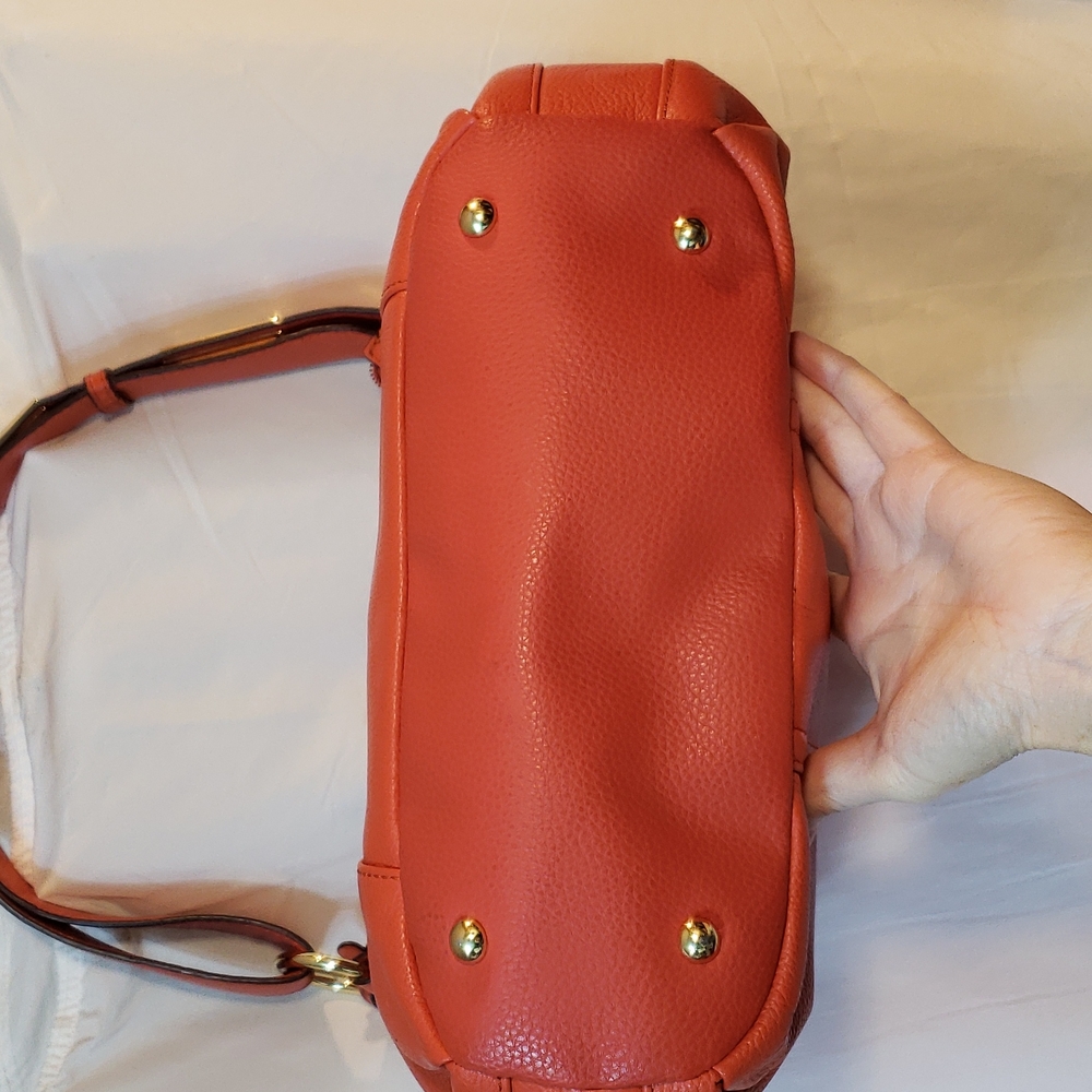 Tignanello Shoulder Bag - Picture 4 of 14